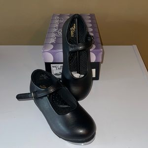 New Dance Class kid’s black tap shoes